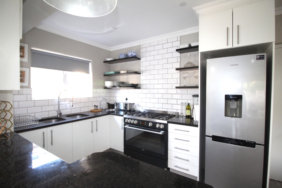 3 Bedroom Property for Sale in Nahoon Valley Park Eastern Cape